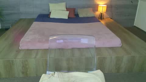 Snapshot of icebluebabe chatting on 03-13-26, 08:48 Ice Blue online show from 03-13-26, 08:48