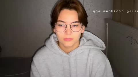 Ksenia online show from 10-22-25, 02:06