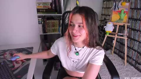 Julia online show from 07-07-26, 10:47
