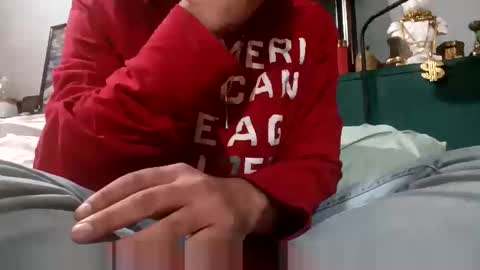 Snapshot of icefunky chatting on 11-19-25, 08:47 icefunky online show from 11-19-25, 08:47