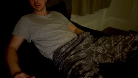 Snapshot of icekingken chatting on 12-02-24, 12:19 Ken online show from 12-02-24, 12:19