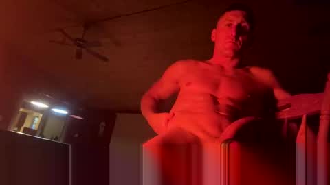 iceknight03 online show from 11-08-25, 07:52