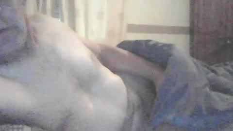Snapshot of icemandude chatting on 07-05-26, 08:38 icemandude online show from 07-05-26, 08:38