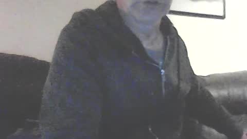 Snapshot of icemandude chatting on 07-11-26, 08:33 icemandude online show from 07-11-26, 08:33