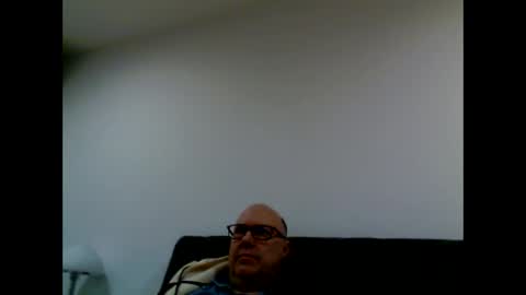 iceoli123 online show from 03-02-26, 04:36