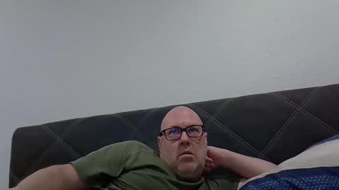 iceoli123 online show from 03-24-26, 04:56