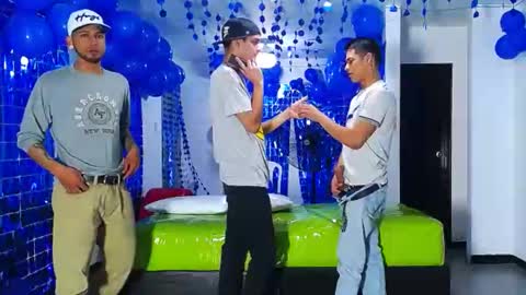 THOMAS AND DAMIAND online show from 12-18-24, 06:14