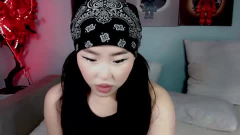 Snapshot of ichiben chatting on 12-05-24, 03:26 ichiben online show from 12-05-24, 03:26