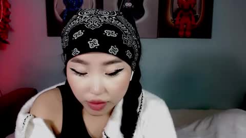 Snapshot of ichiben chatting on 12-05-24, 06:32 ichiben online show from 12-05-24, 06:32