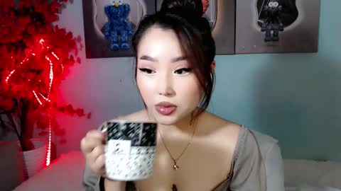 Snapshot of ichiben chatting on 11-25-25, 11:05 ichiben online show from 11-25-25, 11:05