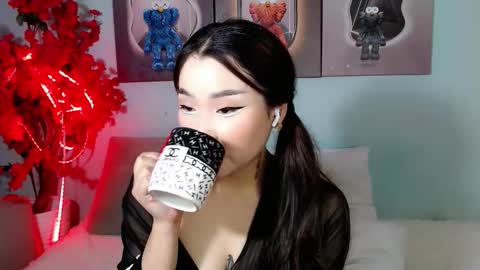 Snapshot of ichiben chatting on 12-02-25, 12:49 ichiben online show from 12-02-25, 12:49