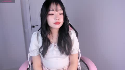 Snapshot of ichigo_o chatting on 12-05-24, 05:04 Hitomi online show from 12-05-24, 05:04