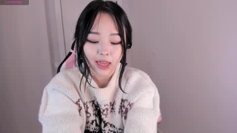 Snapshot of ichigo_o chatting on 12-11-24, 09:30 Hitomi online show from 12-11-24, 09:30