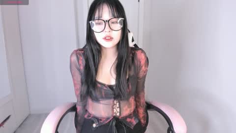 Snapshot of ichigo_o chatting on 02-02-25, 01:08 Hitomi online show from 02-02-25, 01:08