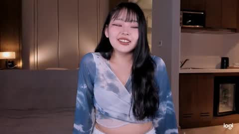 Snapshot of ichigo_o chatting on 03-09-25, 01:59 Hitomi online show from 03-09-25, 01:59