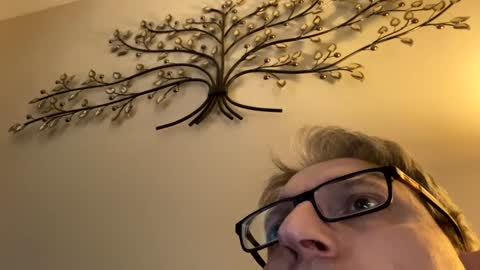 Snapshot of icums4u chatting on 01-01-25, 03:24 icums4u online show from 01-01-25, 03:24