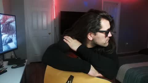 Snapshot of icy_ivy chatting on 01-16-25, 10:10 Ivan online show from 01-16-25, 10:10