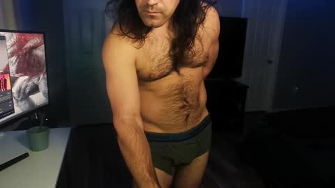 Snapshot of icy_ivy chatting on 01-30-25, 02:04 Ivan online show from 01-30-25, 02:04