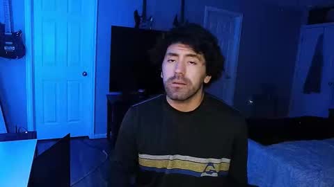 Snapshot of icy_ivy chatting on 10-23-25, 02:11 Ivan online show from 10-23-25, 02:11