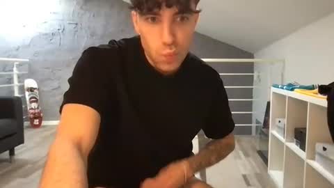 Snapshot of icyninesix chatting on 01-17-25, 08:24 icyninesix online show from 01-17-25, 08:24