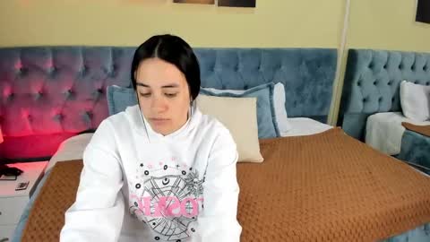 Snapshot of icysweetcam chatting on 01-26-25, 01:25 Icy online show from 01-26-25, 01:25
