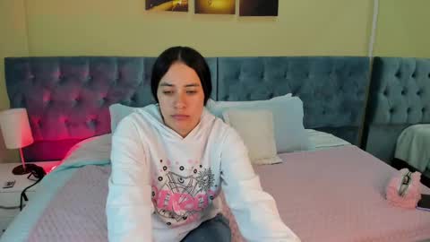 Snapshot of icysweetcam chatting on 02-06-25, 11:21 Icy online show from 02-06-25, 11:21