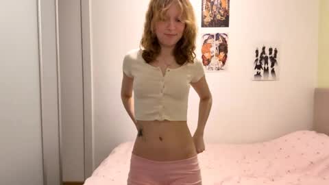 Sarah online show from 04-17-26, 06:33