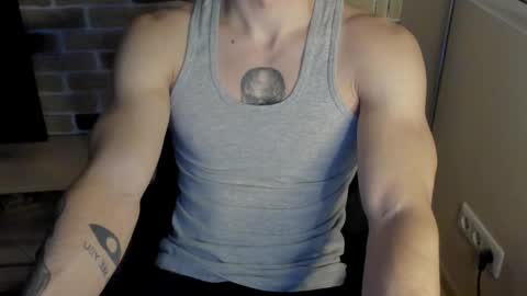 Snapshot of idkiww chatting on 12-03-25, 08:29 yo online show from 12-03-25, 08:29