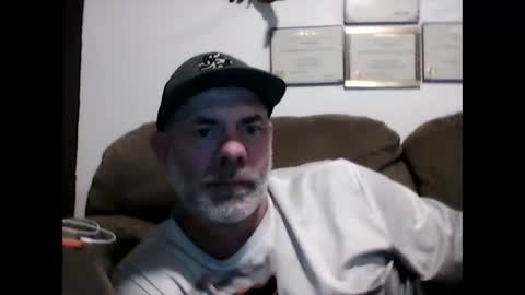 Snapshot of idkwhyidothis348732 chatting on 12-28-24, 01:28 idkwhyidothis348732 online show from 12-28-24, 01:28