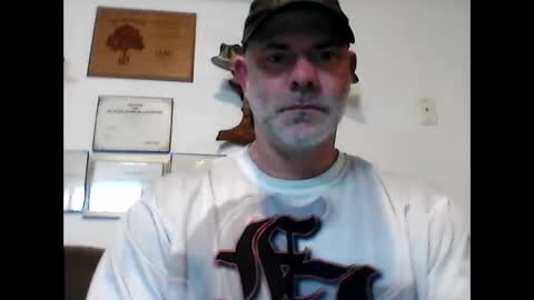 Snapshot of idkwhyidothis348732 chatting on 03-11-25, 10:09 idkwhyidothis348732 online show from 03-11-25, 10:09