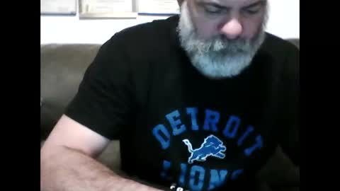 Snapshot of idkwhyidothis348732 chatting on 11-26-25, 11:22 idkwhyidothis348732 online show from 11-26-25, 11:22