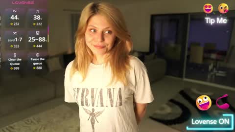 Little Flower online show from 03-30-26, 04:41