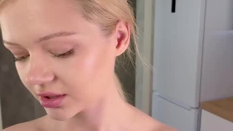 Lisa online show from 03-04-25, 06:26