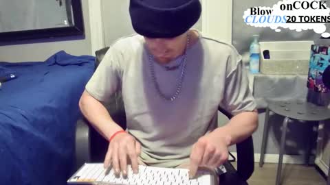 Snapshot of igetherwetter chatting on 12-27-24, 10:34 Amiri Roue online show from 12-27-24, 10:34