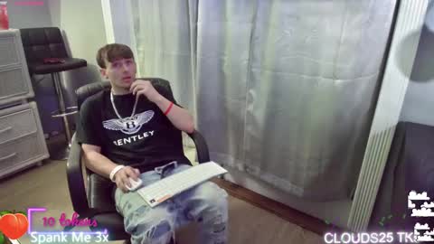 Snapshot of igetherwetter chatting on 03-03-25, 07:54 Amiri Roue online show from 03-03-25, 07:54