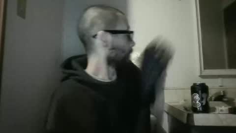 Snapshot of iggy617 chatting on 06-13-26, 02:31 iggy617 online show from 06-13-26, 02:31