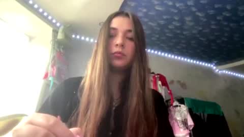 Snapshot of ignaciamatias chatting on 07-19-26, 10:19 Eva online show from 07-19-26, 10:19