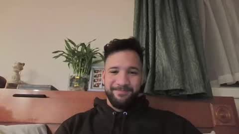 Angel Oppenheim online show from 10-24-25, 01:57