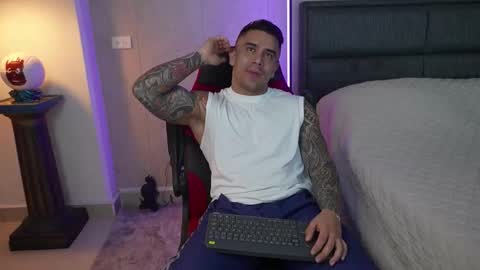 Igor scott online show from 10-18-25, 05:54