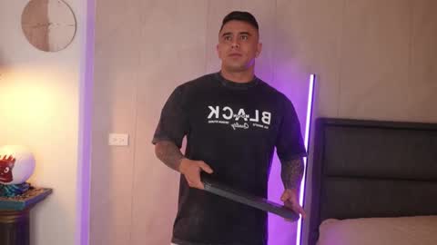 Igor scott online show from 12-21-25, 08:10