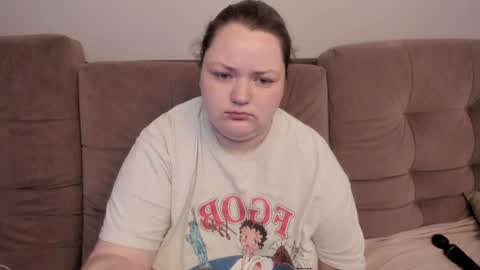 Snapshot of ihaveasecret_ chatting on 07-08-26, 04:39 Alice online show from 07-08-26, 04:39