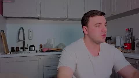 Julia and Mira online show from 12-18-25, 11:55