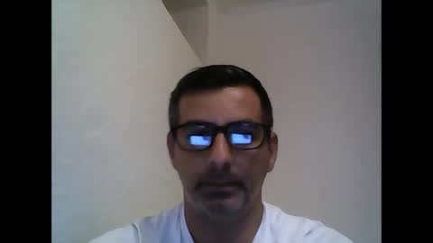 Snapshot of ihtiandar1008 chatting on 02-15-25, 10:52 ihtiandar1008 online show from 02-15-25, 10:52