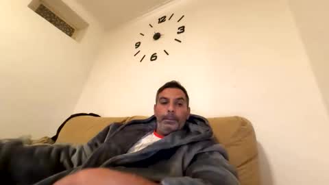 Snapshot of ihtiandar1008 chatting on 11-08-25, 10:19 ihtiandar1008 online show from 11-08-25, 10:19