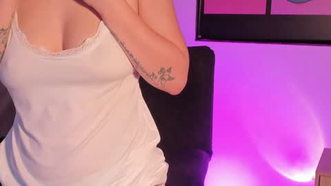    online show from 02-04-25, 03:15