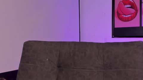    online show from 03-03-25, 06:12