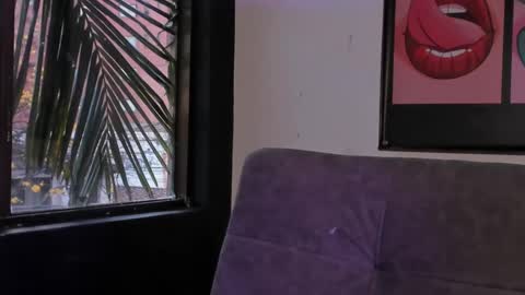    online show from 03-09-25, 09:25