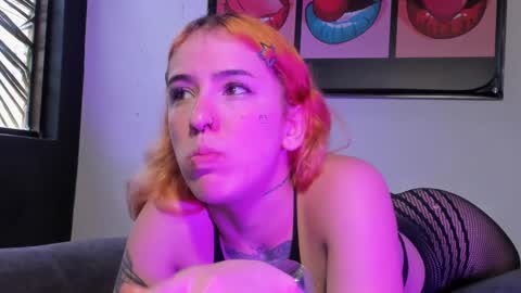    online show from 03-10-25, 06:23