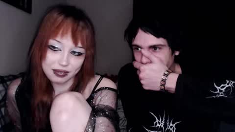 iiiiiiis online show from 09-21-25, 08:32