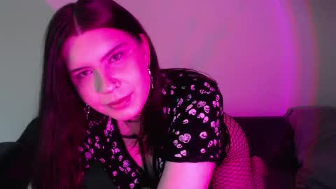 Snapshot of iintimate_flesh chatting on 09-12-25, 10:21 Vella online show from 09-12-25, 10:21